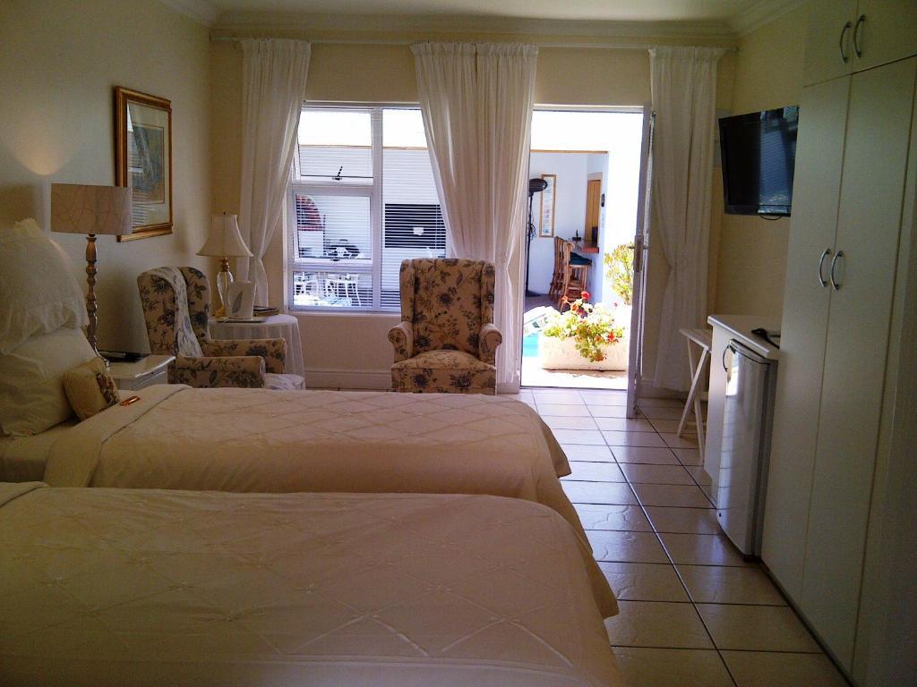 Gordon'S Beach Lodge Gordonʼs Bay Extérieur photo