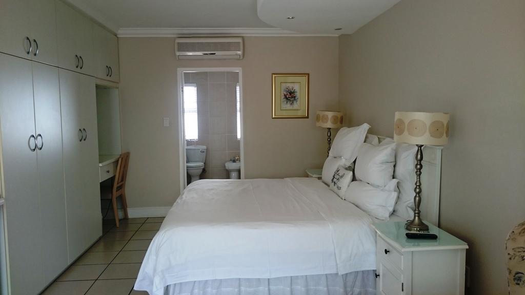 Gordon'S Beach Lodge Gordonʼs Bay Extérieur photo