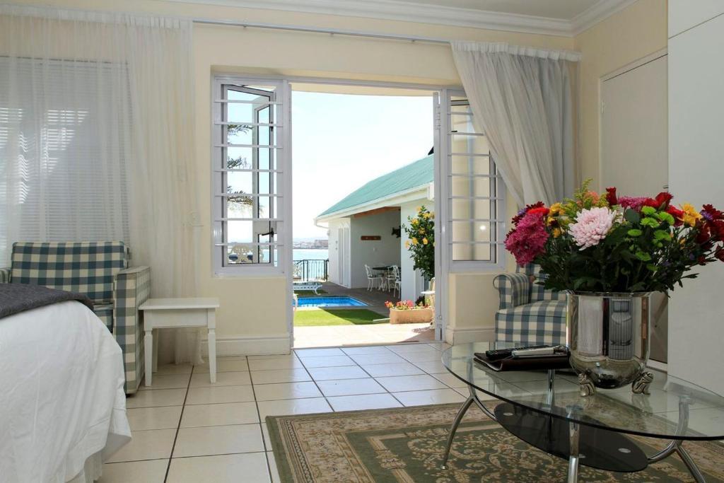 Gordon'S Beach Lodge Gordonʼs Bay Chambre photo